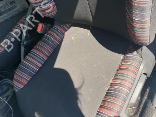 Asiento delantero izquierdo Asiento delantero izquierdo CITROËN C1 II (PA_, PS_) 1.0 VTi 68 (69 hp) 37526846 37526846