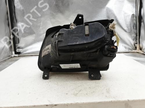 Used Right headlight VW POLO (6N2) 1.4 (60 hp) 24422000