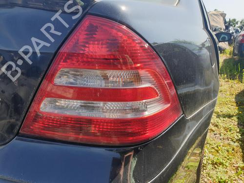Used Right taillight MERCEDES-BENZ C-CLASS (W203) C 200 CDI (203.007) (122 hp) 26617871