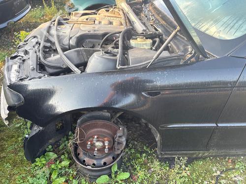 Used Left front fenders Left front fenders 39528837 39528837