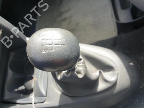 Dźwignia zmiany biegów RENAULT CLIO II (BB_, CB_) 1.5 dCi (B/CB07) 8200822162