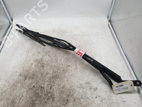Used Front windshield wiper arm Front windshield wiper arm PEUGEOT 206 Hatchback (2A/C) 1.4 i (75 hp) 30793471 30793471