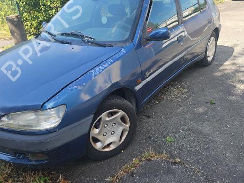 Used Parts PEUGEOT 306 Hatchback (7A, 7C, N3, N5) 1.6 2768375