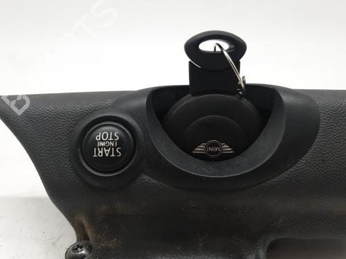 card-reader-mini-mini-r56-cooper-2005-2006-2007-2008-2009-2010-2011-2012-2013-2014-22870104 main image