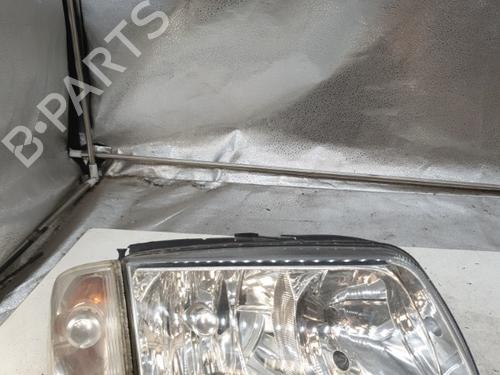 Used Right headlight VW POLO (6N2) 1.4 TDI (75 hp) 22866504