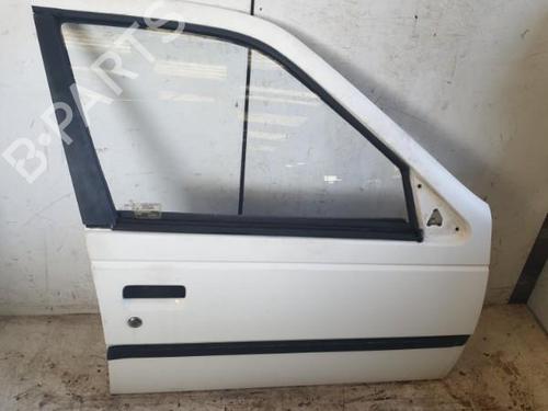 Used Right front door Right front door 22870535 22870535
