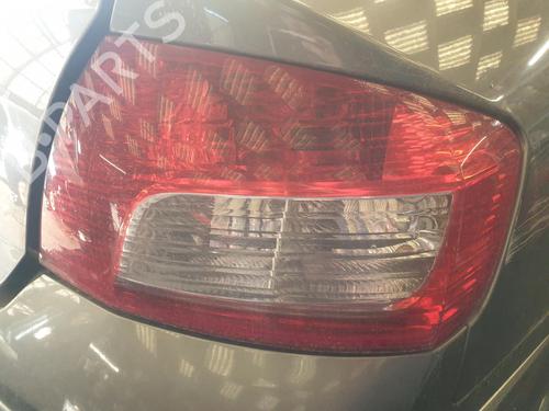Used Right taillight Right taillight PEUGEOT 407 (6D_) 1.6 HDi 110 (6D9HZC, 6D9HYC) (109 hp) 33837205 33837205
