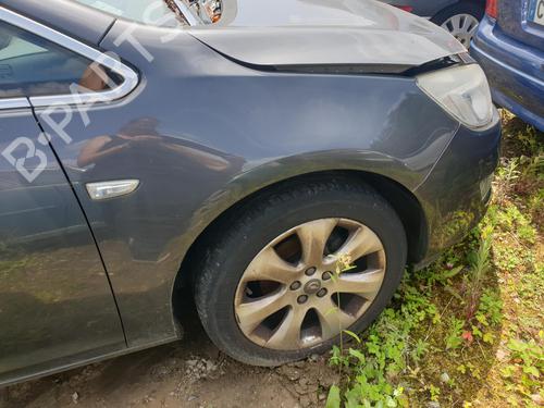 Used Right front fenders OPEL ASTRA J Sports Tourer (P10) 1.4 Turbo (35) (140 hp) 26645158