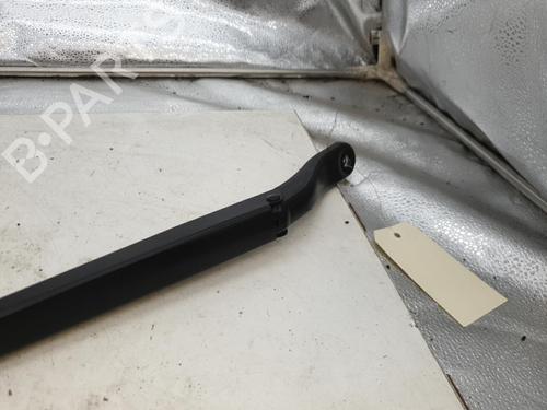Front windshield wiper arm PEUGEOT 2008 II (UD_, US_, UY_, UJ_, UR_, UC_) 1.5 BlueHDI 110 (UDYHSK) | BP22875353C143 