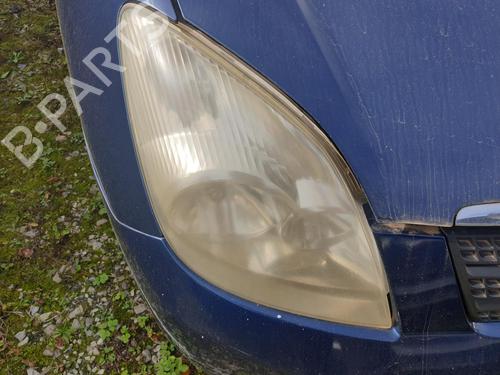 Right headlight TOYOTA COROLLA Verso (_E12_) 2.0 D-4D (CDE120_, CDE120R) | BP29317720C29 