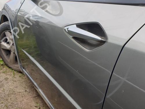Used Left front door Left front door 33317263 33317263
