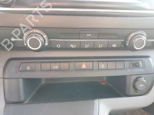Used Climate control PEUGEOT EXPERT Van (V_) 1.6 BlueHDi 115 (115 hp) 28320460