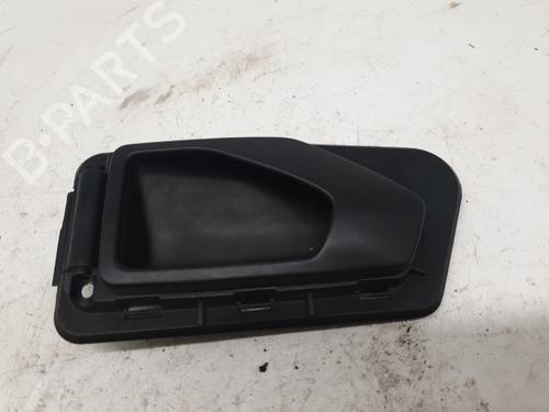 Høyre foran invendig håndtak PEUGEOT 306 Hatchback (7A, 7C, N3, N5) 1.8 16V (110 hp) 22883203