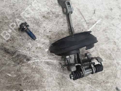 Used Hinge/Door check strap RENAULT SCÉNIC III (JZ0/1_) 1.5 dCi (JZ02, JZ0R) (95 hp) 23845618