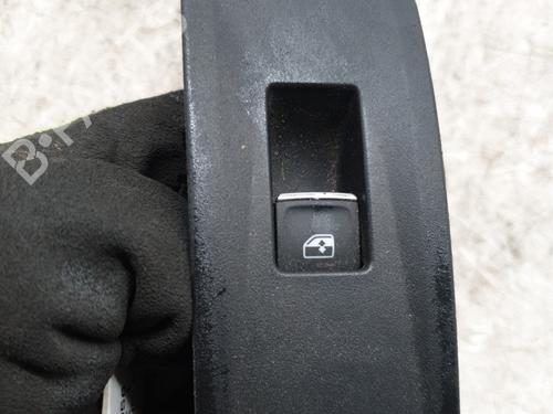 left-rear-window-switch-seat-ateca-kh7-khp-2016-31046137 main image