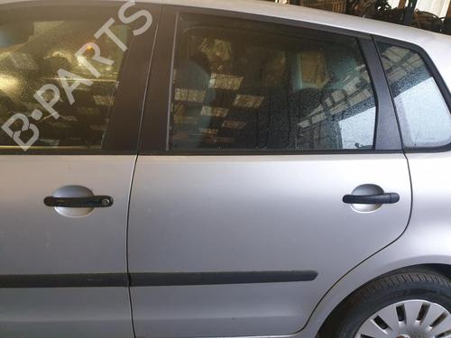 Used Left rear door VW POLO IV (9N_, 9A_) 1.4 TDI (70 hp) 31599680
