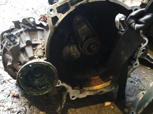 Used Gearbox Gearbox VW POLO V (6R1, 6C1) 1.6 TDI (75 hp) 30730901 30730901