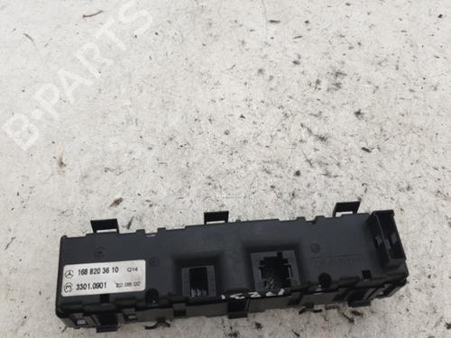 Used Middle console Middle console MERCEDES-BENZ A-CLASS (W168) A 190 (168.032, 168.132) (125 hp) 22864360 22864360