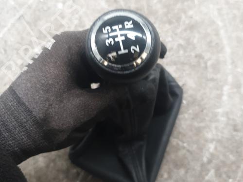 Gearknop Gearknop PEUGEOT 306 Hatchback (7A, 7C, N3, N5) 1.9 D (68 hp) 33730409 33730409