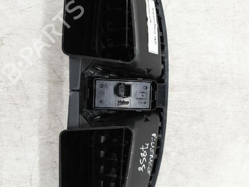 air-vent-renault-fluence-l3_-2010-25842238 main image