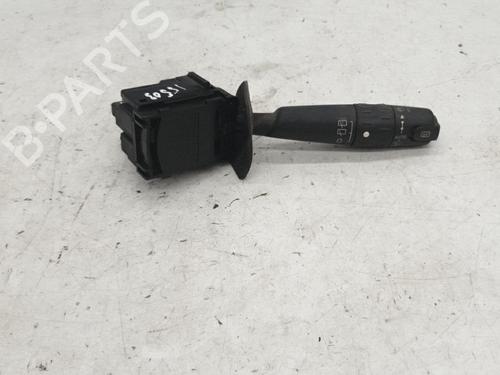 Used Steering column stalk Steering column stalk CITROËN XSARA (N1) 1.9 TD (90 hp) 22884877 22884877