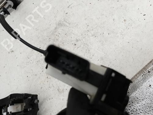 Rear right lock PEUGEOT 2008 I (CU_) 1.2 VTi | BP24421927C99