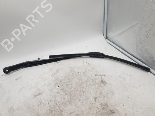 Used Front windshield wiper arm NISSAN MICRA III (K12) 1.5 dCi (86 hp) 22882780