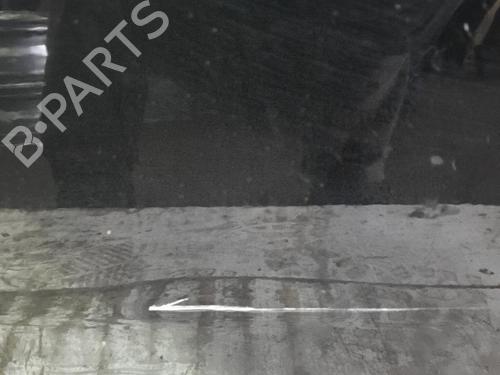 Used Right front door Right front door 22876248 22876248