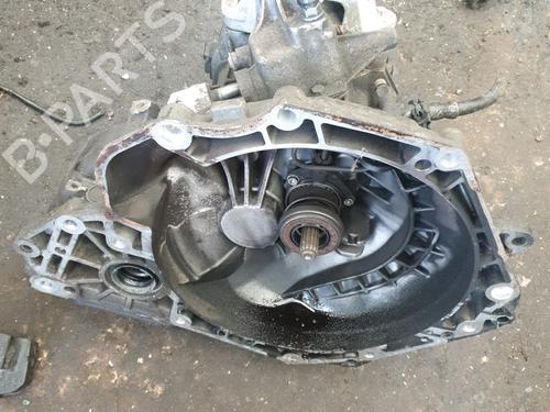Used Gearbox OPEL CORSA C (X01) 1.2 (F08, F68) (75 hp) 27599547