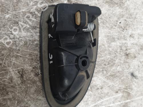 Used Rear right interior door handle Rear right interior door handle RENAULT CLIO II (BB_, CB_) 1.9 D (B/CB0E, BB0J) (64 hp) 24146373 24146373
