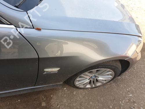 right-front-fenders-bmw-3-touring-e91-2004-2005-2006-2007-2008-2009-2010-2011-2012-37470636 main image