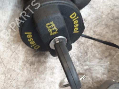 Fuel flap SEAT IBIZA IV (6J5, 6P1) 1.2 TDI | BP25759510C131 