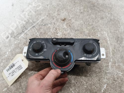 Used Climate control Climate control 32775327 32775327