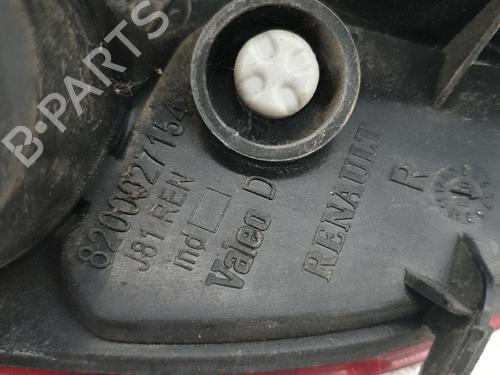 rear-fog-light-renault-espace-iv-jk01_-22-dci-jk0h-8200027154-2002-22884595 main image