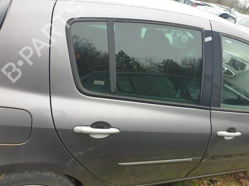 Used Right rear door RENAULT CLIO III (BR0/1, CR0/1) 1.5 dCi (C/BR0G, C/BR1G) (68 hp) 32349119