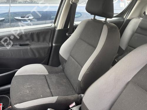 Used Right front seat Right front seat PEUGEOT 207 (WA_, WC_) 1.4 HDi (68 hp) 40145101 40145101