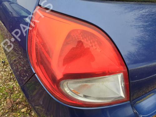 left-taillight-renault-clio-iii-br01-cr01-2005-2006-2007-2008-2009-2010-2011-2012-2013-2014-32370948 main image