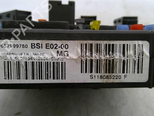 Fuse box PEUGEOT 206+ (2L_, 2M_) 1.4 HDi eco 70 | BP22886071E1 