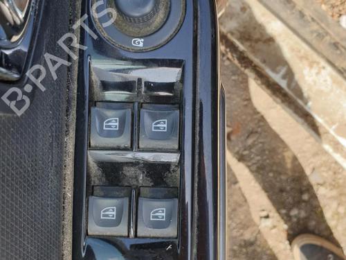 Used Left front window switch RENAULT CLIO IV (BH_) 1.5 dCi 75 (75 hp) 25653301
