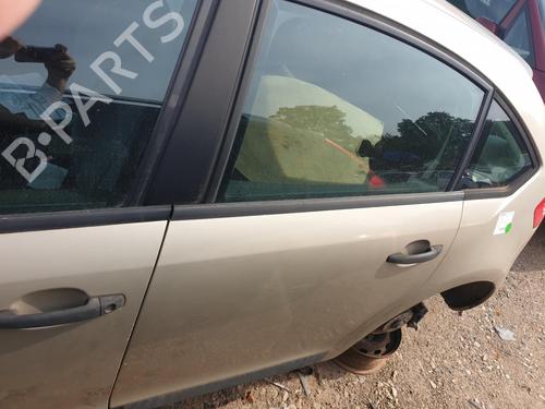 Used Left rear door Left rear door 37500921 37500921