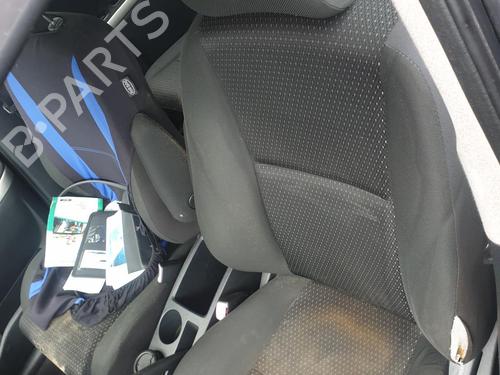 Used Left front seat Left front seat TOYOTA COROLLA Verso (ZER_, ZZE12_, R1_) 2.2 D-4D (AUR10_, AUR10R) (136 hp) 35920168 35920168