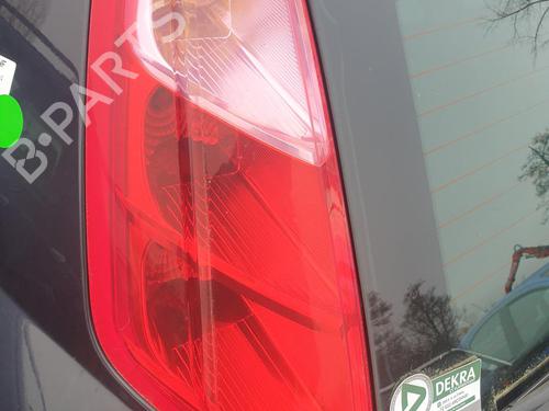 left-taillight-fiat-grande-punto-199_-2005-32449982 main image