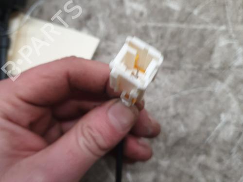 Used Seat buckle Seat buckle CITROËN C3 II (SC_) 1.4 HDi 70 (SC8HZC, SC8HR0, SC8HP4) (68 hp) 32021800 32021800