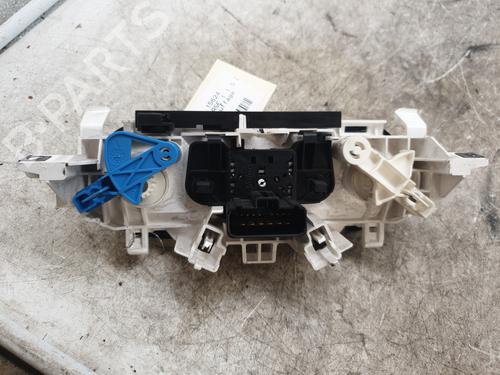Climate control RENAULT TWINGO II (CN0_) 1.5 dCi 75 | BP28141408I5 - Image 2