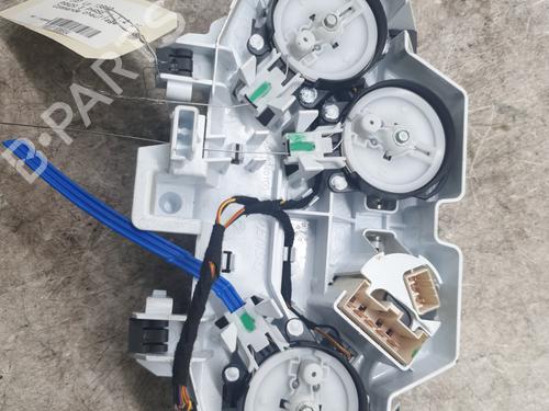 climate-control-fiat-panda-312_-319_-2012-30538352 main image