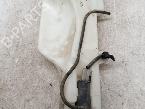 Ruitensproeierreservoir MAZDA BT-50 Pickup (CD, UN) 2.5 MRZ-CD 4x4 (UNY0W3) (143 hp) 31137344