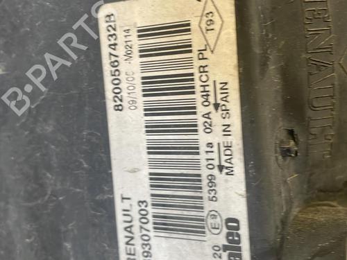 Used Right headlight RENAULT MEGANE II (BM0/1_, CM0/1_) 1.5 dCi (BM1F, CM1F) (86 hp) 25842597