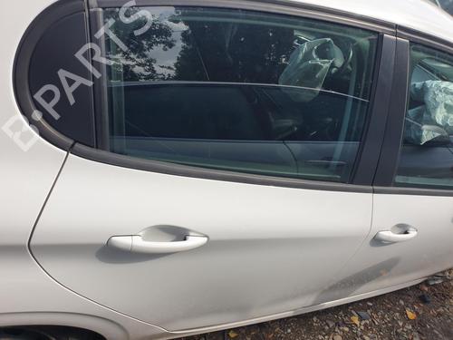 Used Right rear door PEUGEOT 208 I (CA_, CC_) 1.6 HDi / BlueHDi 75 (75 hp) 28154029