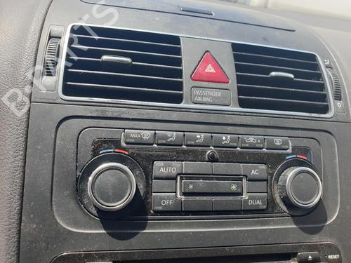 Used Climate control Climate control 36793696 36793696