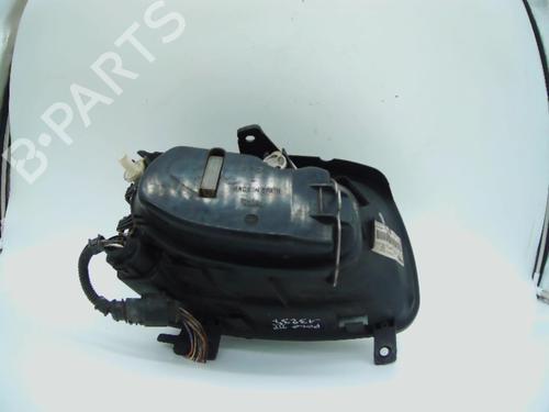 Left headlight VW POLO (6N2) 1.4 TDI | BP22886492C28 